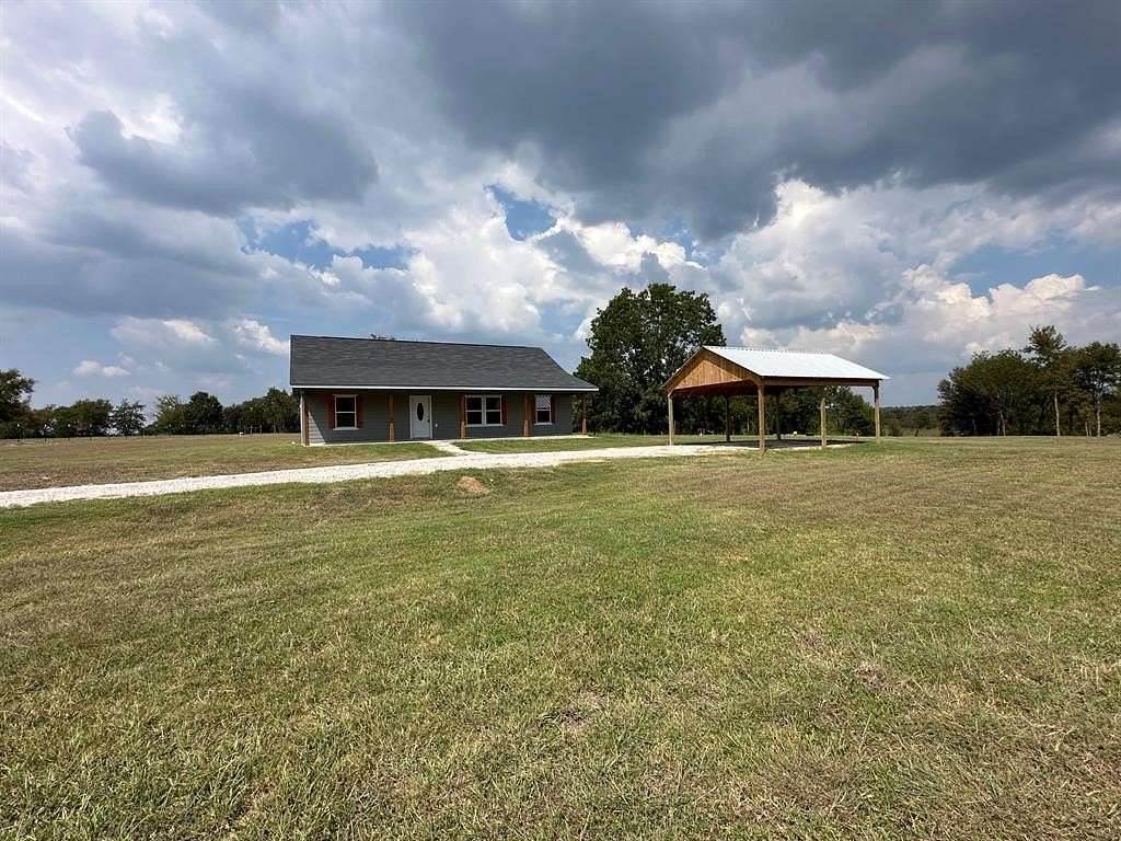 11 Acres of Land with Home for Sale in Corsicana, Texas