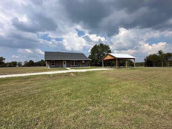 11 Acres of Land with Home for Sale in Corsicana, Texas