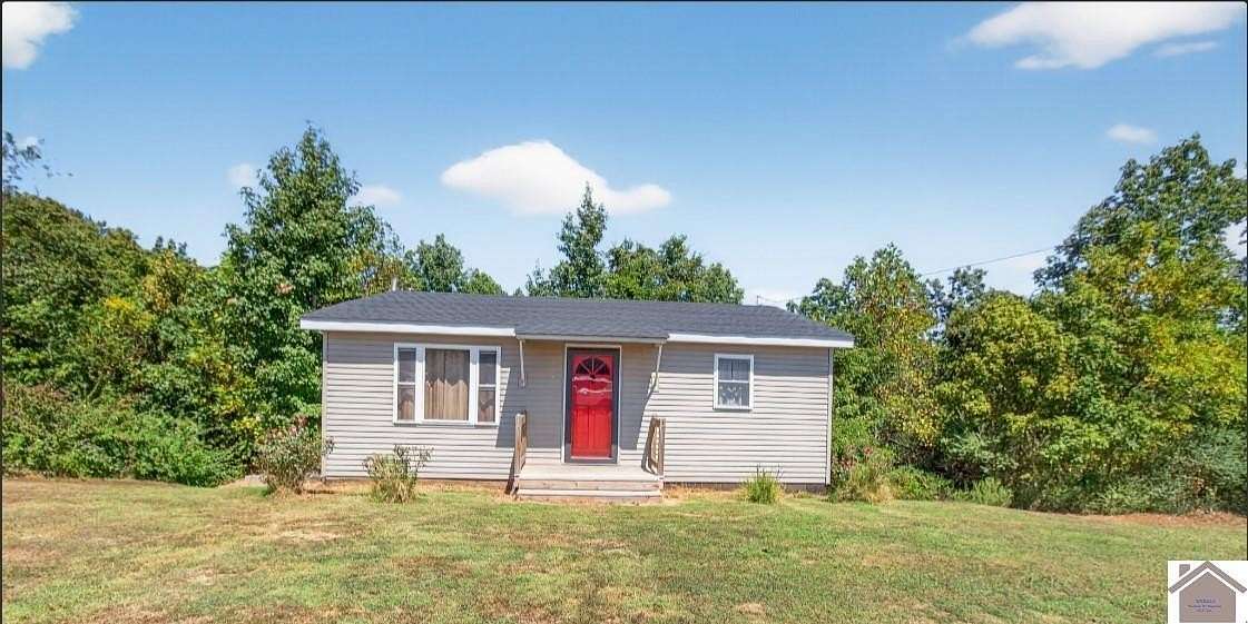 4 Acres of Residential Land with Home for Sale in Dawson Springs, Kentucky