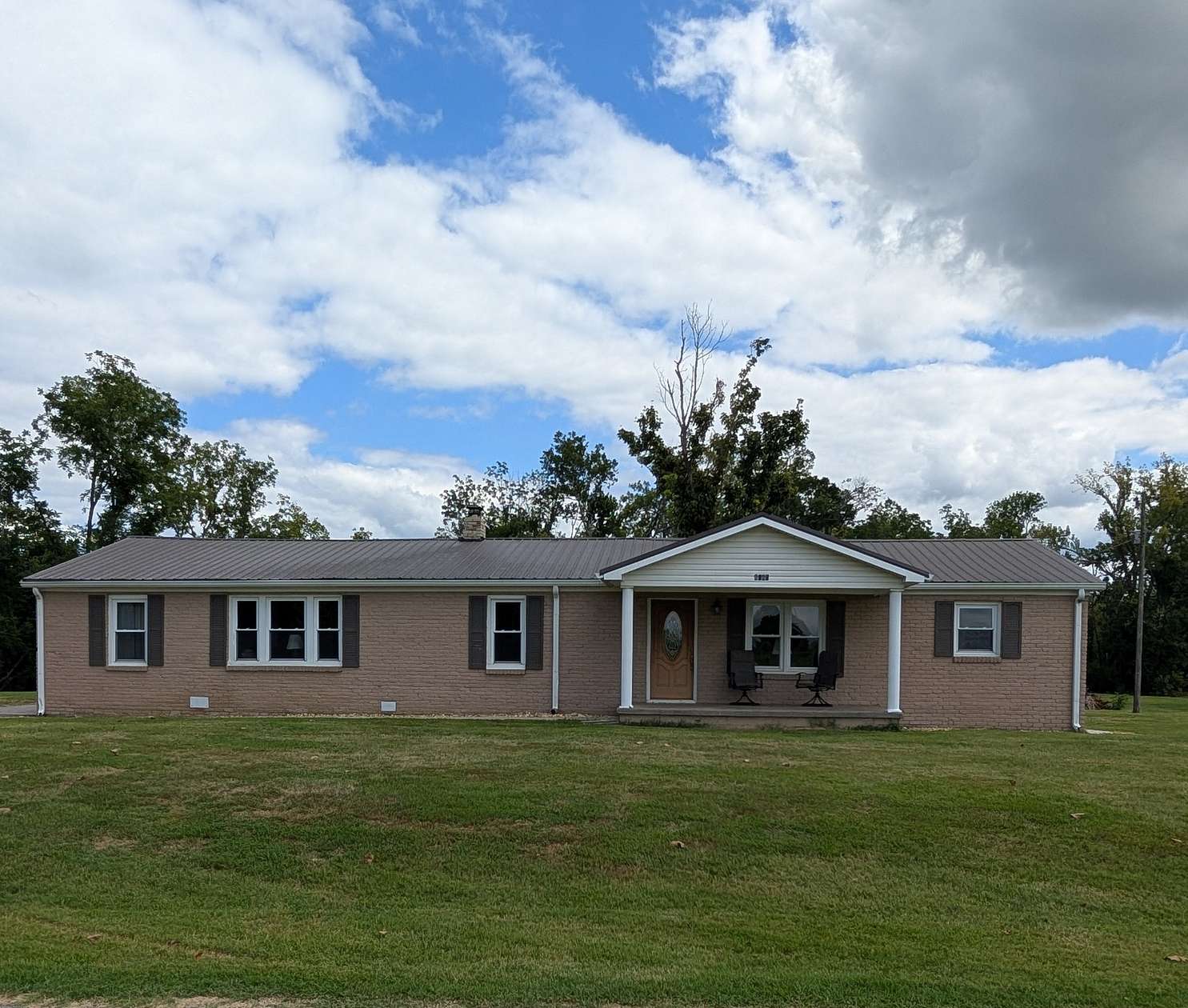 3 Acres of Residential Land with Home for Sale in Pembroke, Kentucky