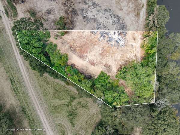 1 Acre of Residential Land for Sale in McLain, Mississippi