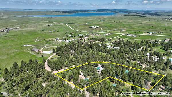 4 Acres of Residential Land with Home for Sale in Moorcroft, Wyoming