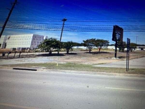 0.35 Acres of Mixed-Use Land for Sale in Tupelo, Mississippi