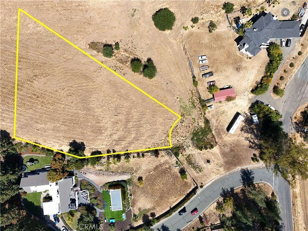 1.3 Acres of Residential Land for Sale in Santa Rosa, California