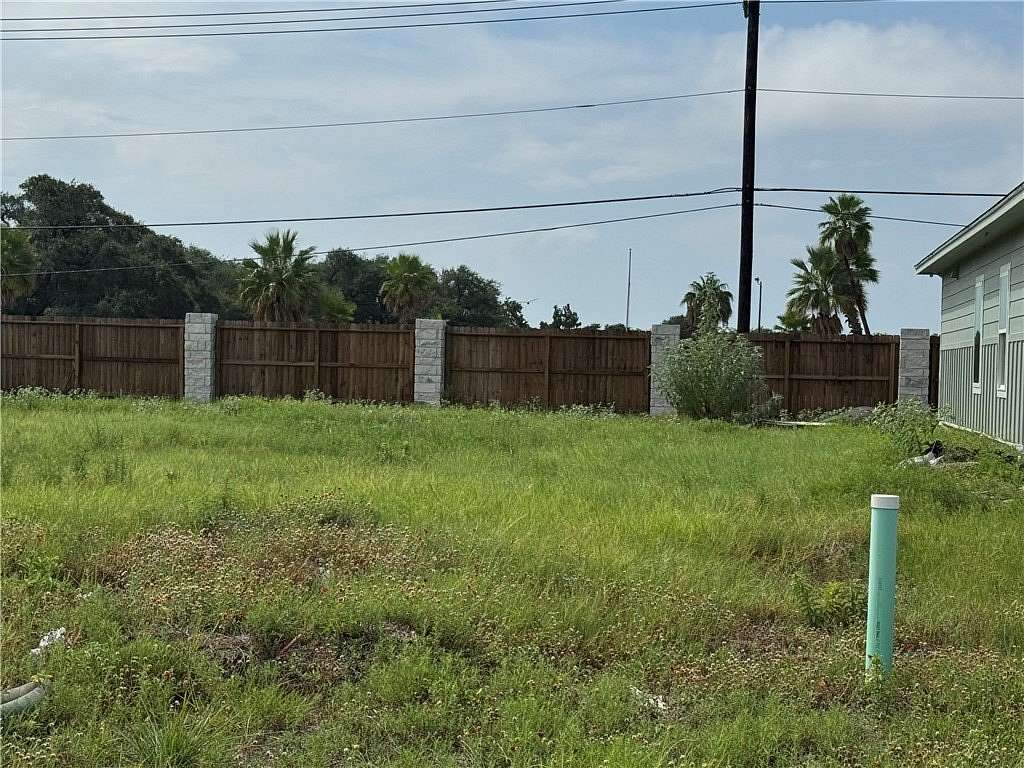 0.16 Acres of Residential Land for Sale in Rockport, Texas