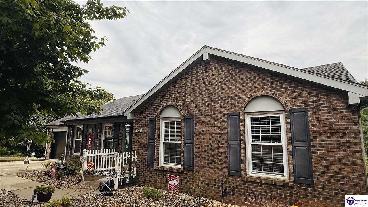 1.5 Acres of Residential Land with Home for Sale in Campbellsville, Kentucky