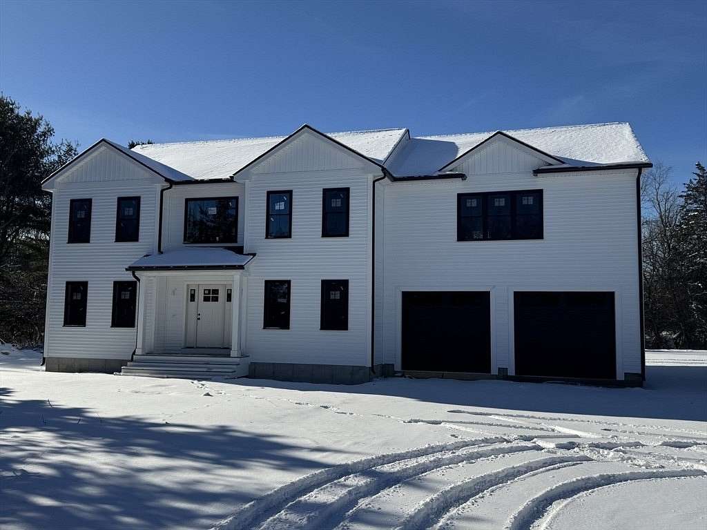 1.5 Acres of Residential Land with Home for Sale in Rochester, Massachusetts