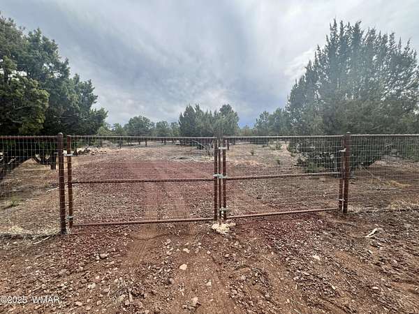 2 Acres of Residential Land for Sale in Vernon, Arizona