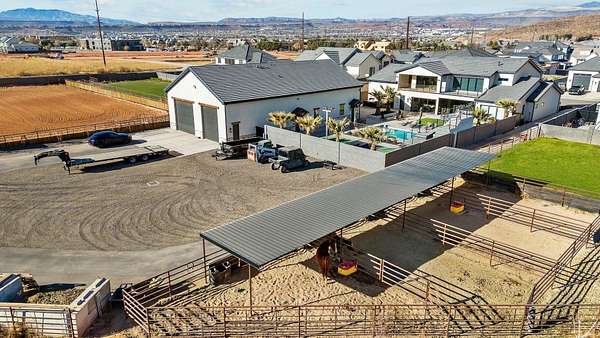 2.29 Acres of Residential Land with Home for Sale in Washington, Utah