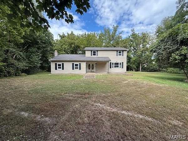 2 Acres of Residential Land with Home for Sale in Farmington, Missouri