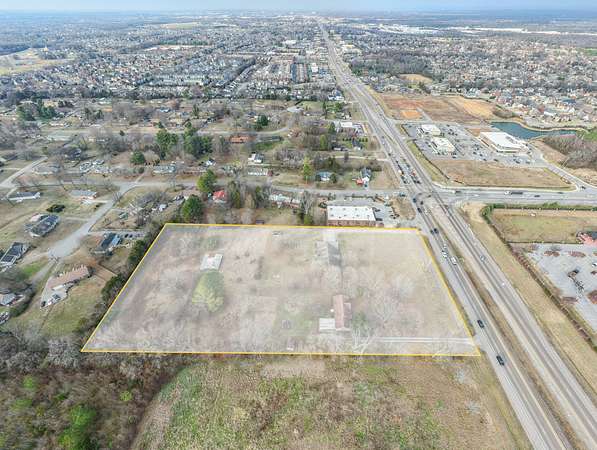 5.2 Acres of Mixed-Use Land for Sale in Murfreesboro, Tennessee