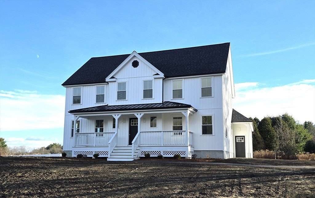 2.24 Acres of Residential Land with Home for Sale in Douglas, Massachusetts