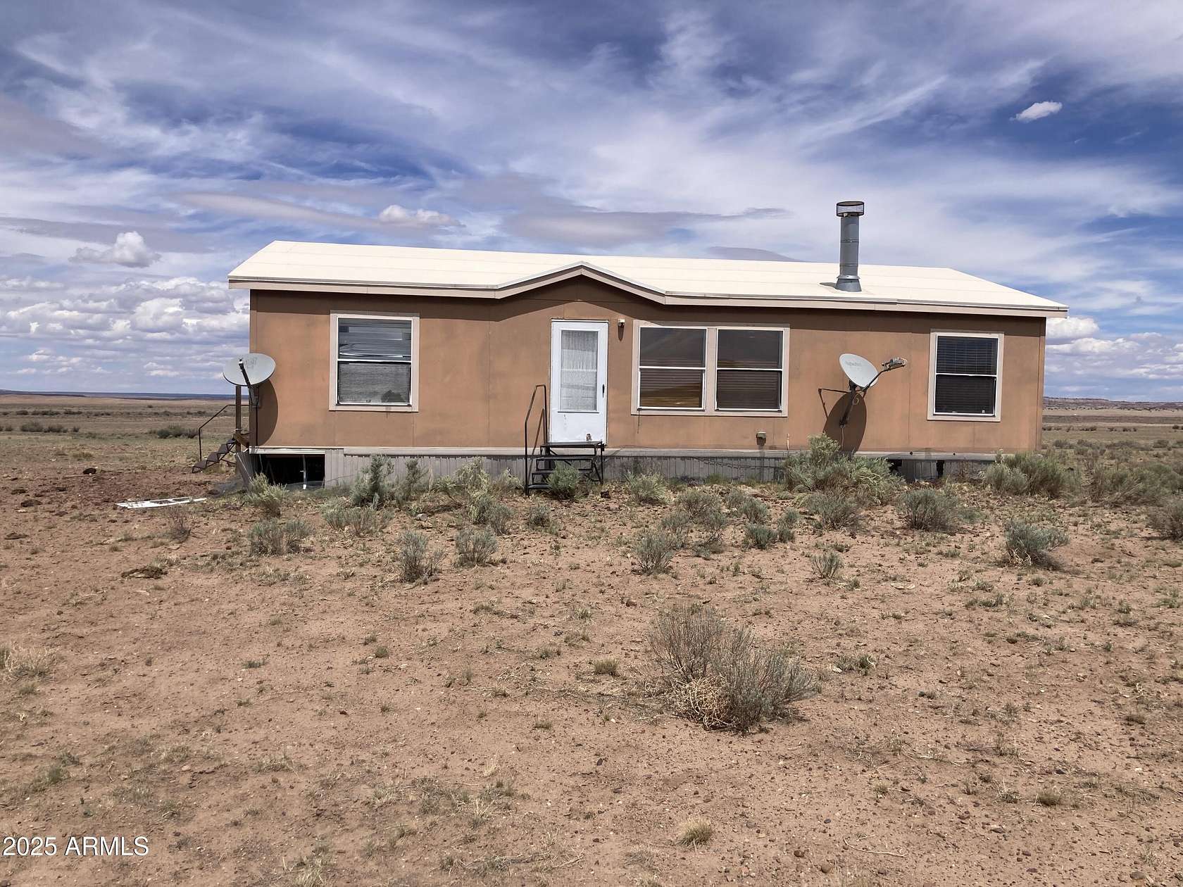 41.2 Acres of Recreational Land with Home for Sale in St. Johns, Arizona