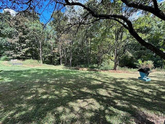 5 Acres of Residential Land with Home for Sale in Thompson's Station, Tennessee