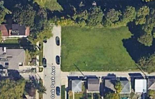 0.17 Acres of Land for Sale in Niles, Illinois