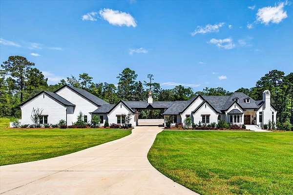 10.6 Acres of Land with Home for Sale in Tallahassee, Florida