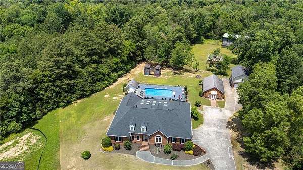 4.59 Acres of Residential Land with Home for Sale in Calhoun, Georgia