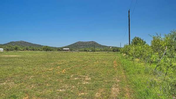 2.17 Acres of Residential Land for Sale in Leakey, Texas