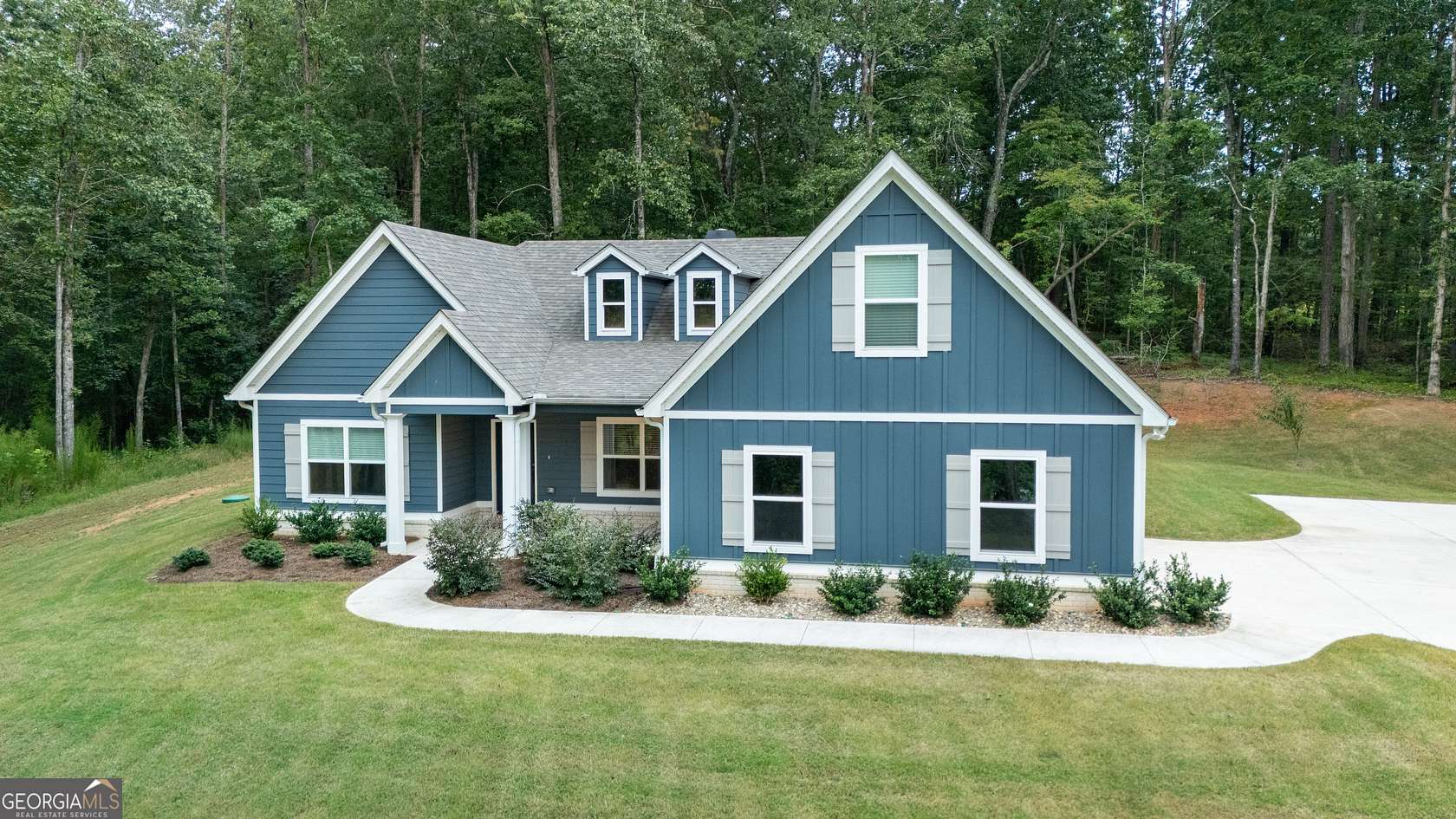 3 Acres of Residential Land with Home for Sale in Moreland, Georgia