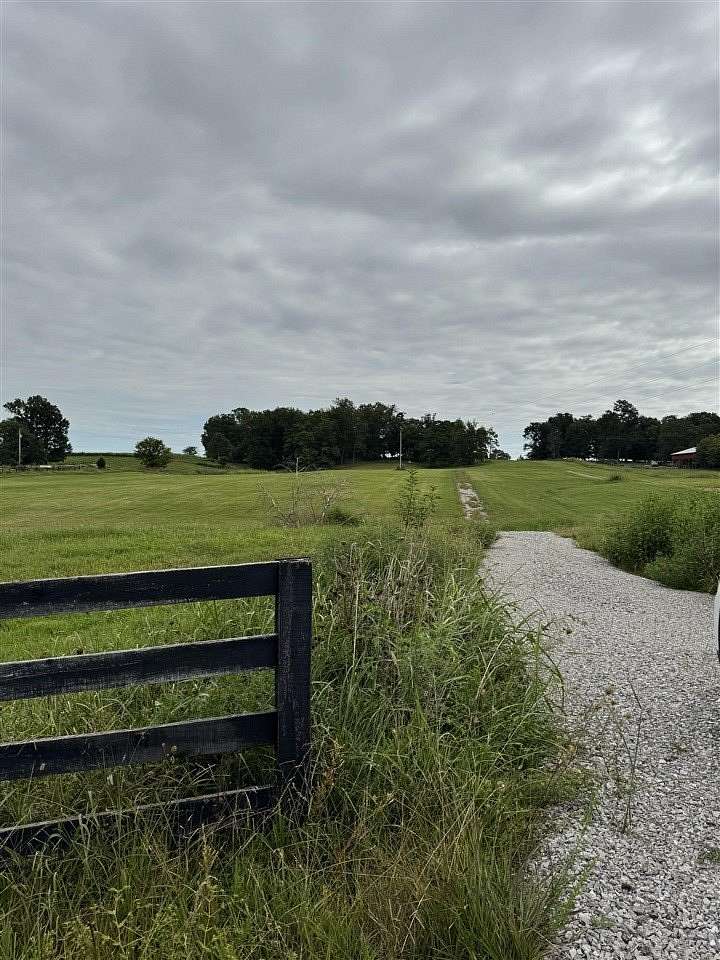 30.8 Acres of Land for Sale in Bowling Green, Kentucky
