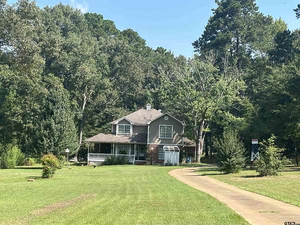 6.66 Acres of Residential Land with Home for Sale in Jacksonville, Texas