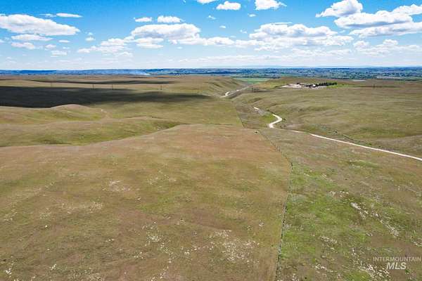 929 Acres of Agricultural Land for Sale in Payette, Idaho