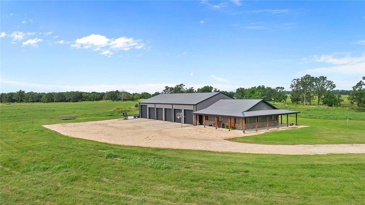 4 Acres of Improved Residential Land for Sale in Colcord, Oklahoma