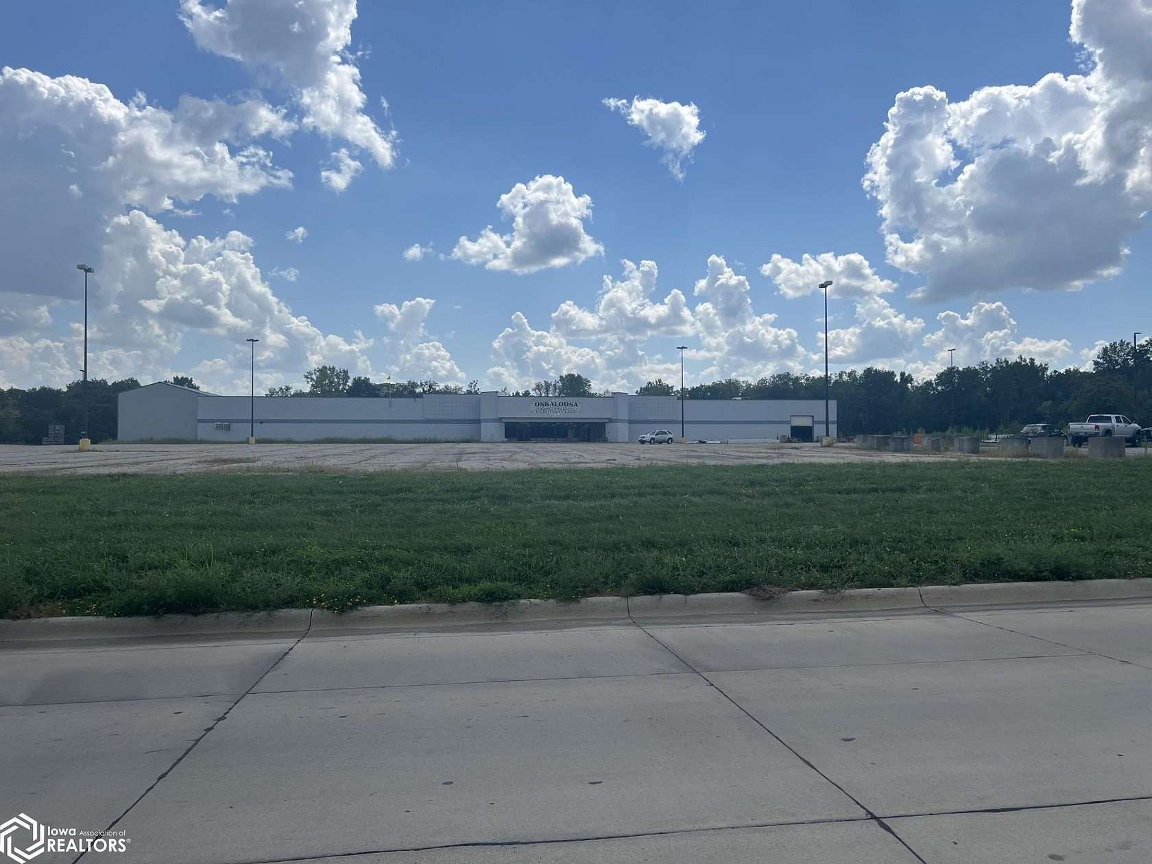 11.4 Acres of Improved Mixed-Use Land for Sale in Oskaloosa, Iowa