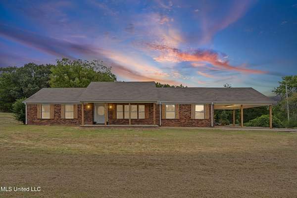 11 Acres of Land with Home for Sale in Coldwater, Mississippi