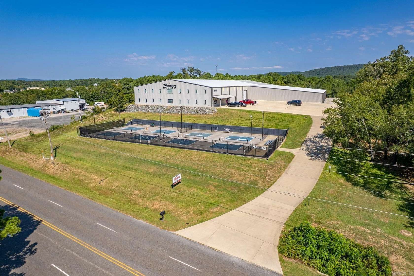 6.32 Acres of Improved Commercial Land for Sale in Hot Springs, Arkansas