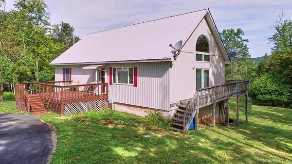 26.4 Acres of Recreational Land with Home for Sale in Callicoon, New York