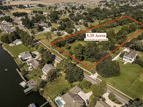 5.35 Acres of Residential Land for Sale in New Roads, Louisiana
