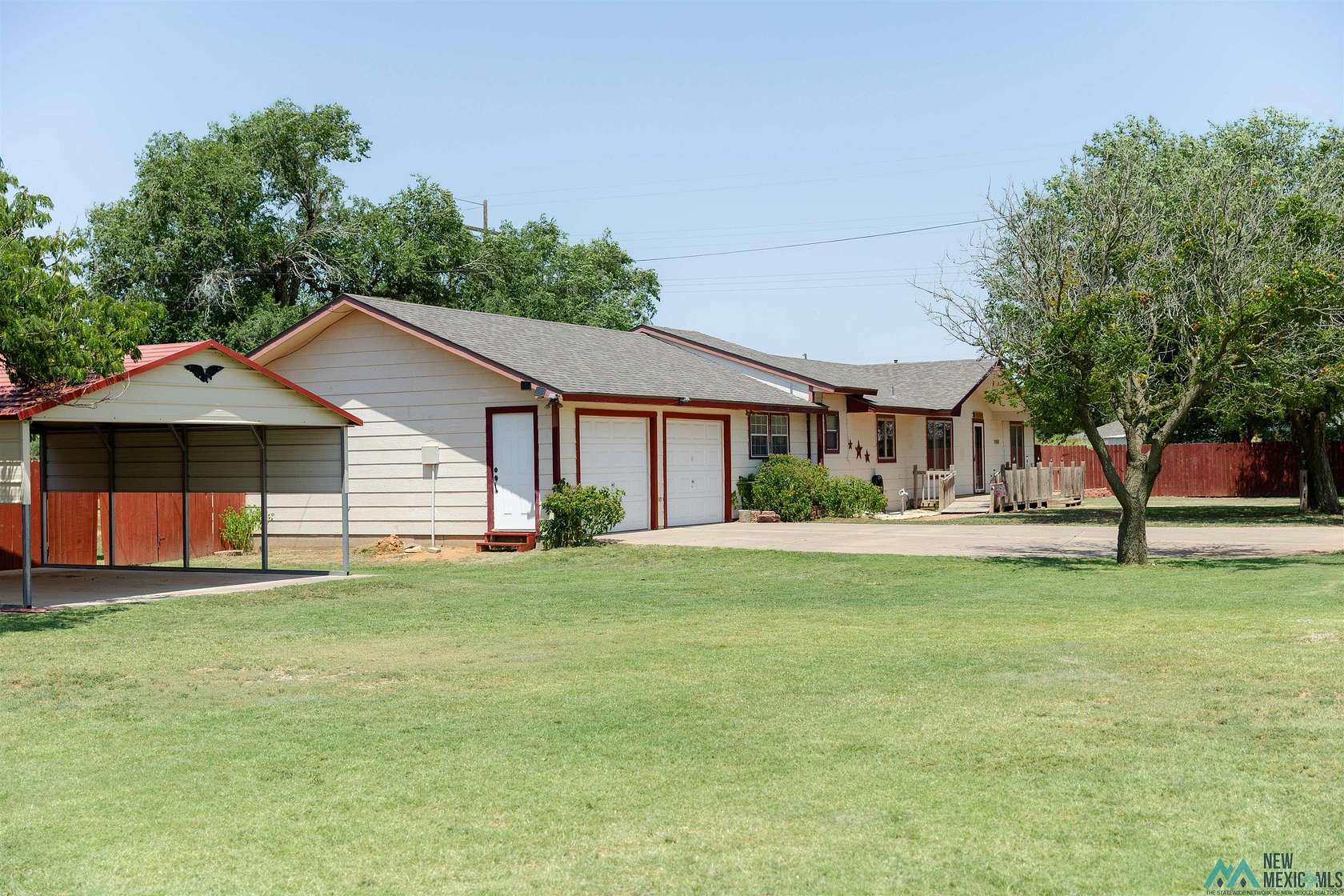 2.8 Acres of Residential Land with Home for Sale in Clovis, New Mexico