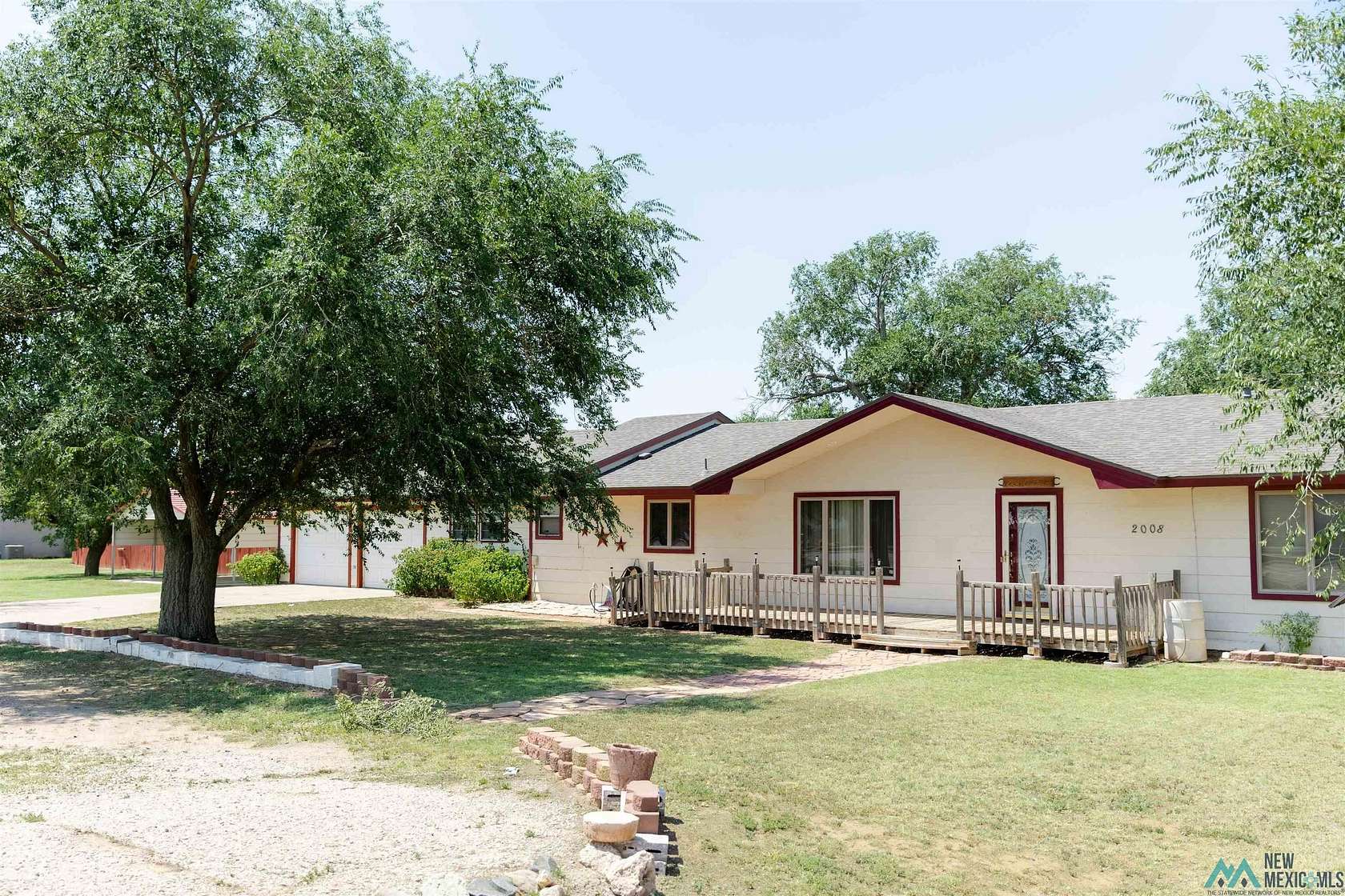 2.8 Acres of Residential Land with Home for Sale in Clovis, New Mexico