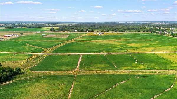 3 Acres of Residential Land for Sale in Sedalia, Missouri