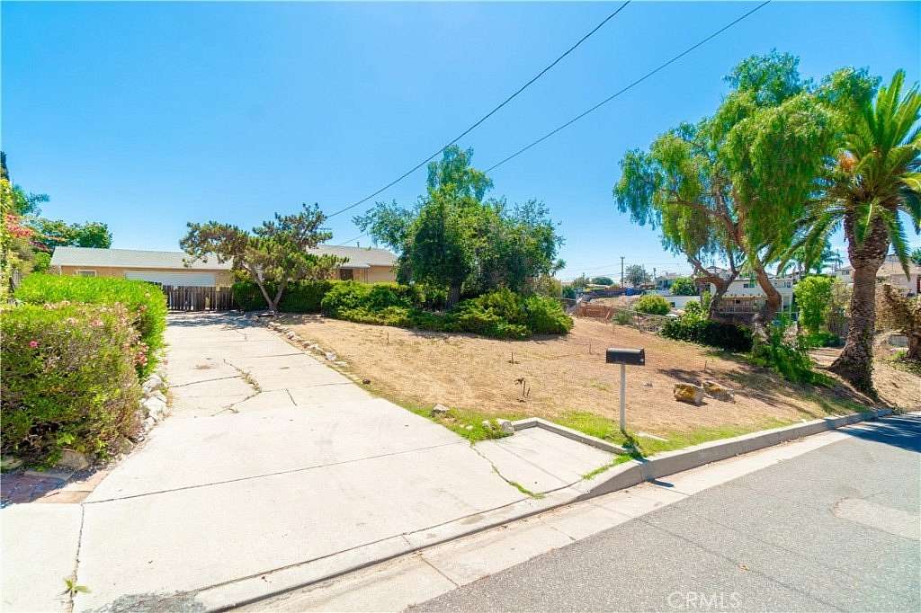 0.96 Acres of Land for Sale in San Pedro, California