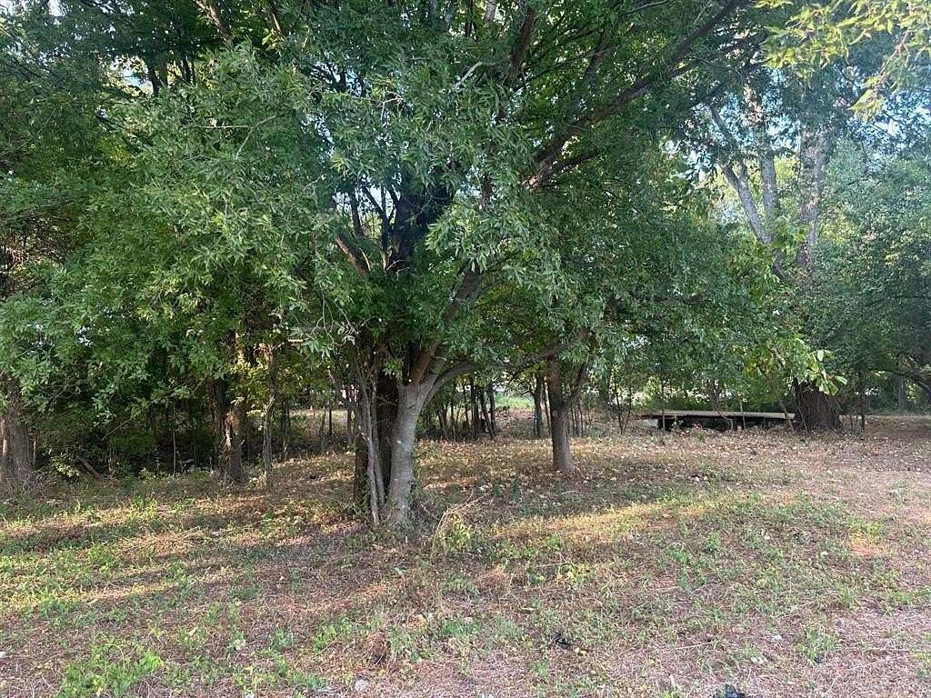 0.77 Acres of Commercial Land for Sale in Glenn Heights, Texas
