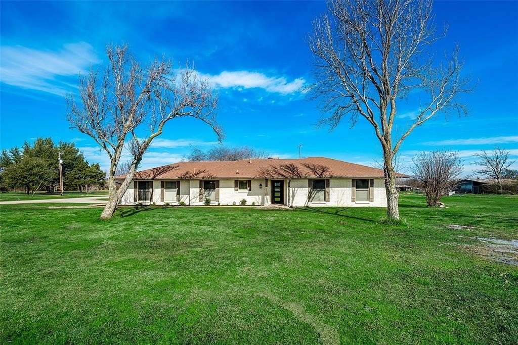5 Acres of Residential Land with Home for Lease in Lucas, Texas