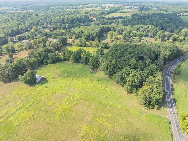 0.73 Acres of Residential Land for Sale in Tennessee Ridge, Tennessee