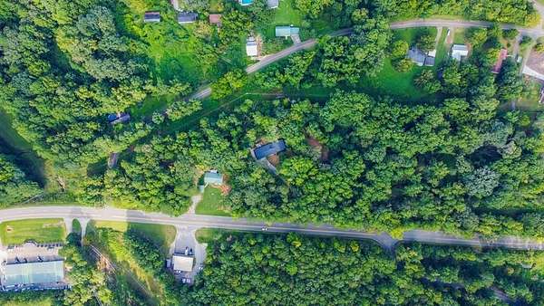 8 Acres of Land for Sale in Nelson, Georgia