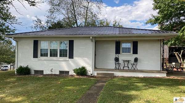 4.64 Acres of Residential Land with Home for Sale in Hestand, Kentucky