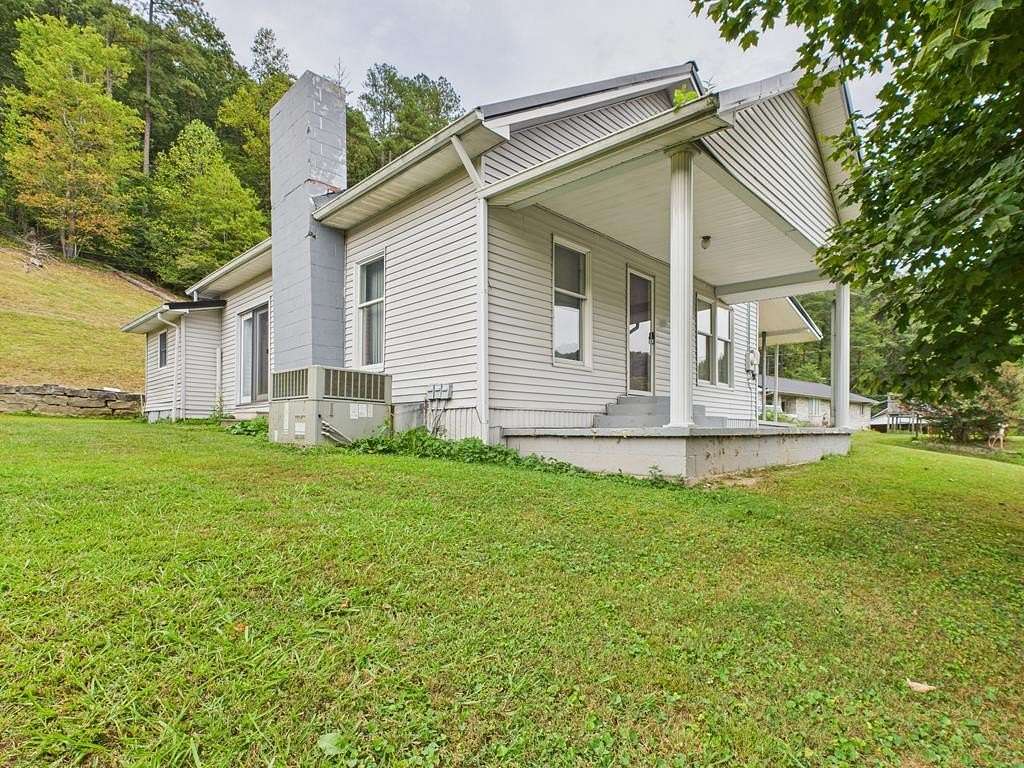 15 Acres of Recreational Land with Home for Sale in Nippa, Kentucky