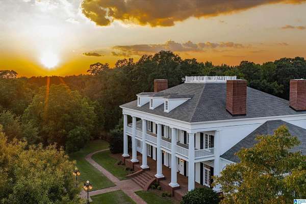 61 Acres of Recreational Land with Home for Sale in Eclectic, Alabama