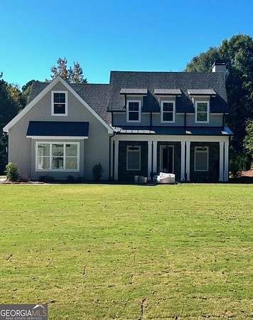 5 Acres of Residential Land with Home for Sale in Fayetteville, Georgia