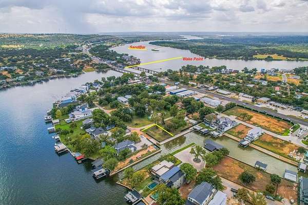 0.17 Acres of Residential Land for Sale in Kingsland, Texas