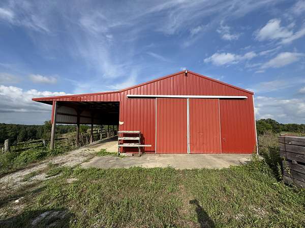 33.7 Acres of Agricultural Land for Sale in Corinth, Kentucky