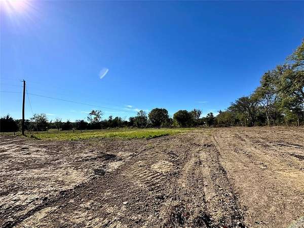 1.62 Acres of Land for Sale in Sulphur Springs, Texas