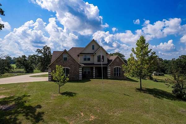 35.5 Acres of Land with Home for Sale in Palestine, Texas