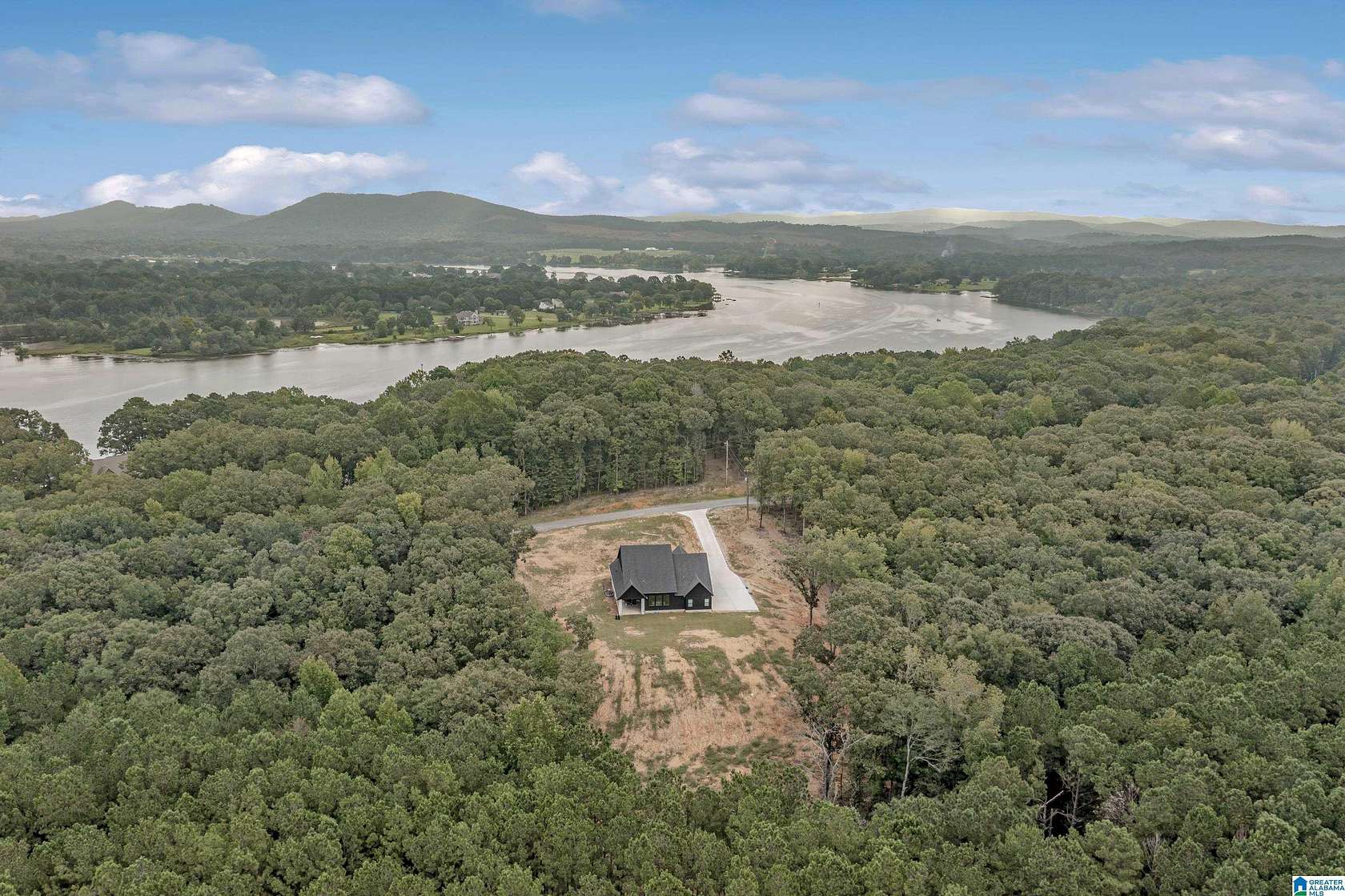 3.32 Acres of Residential Land with Home for Sale in Sylacauga, Alabama