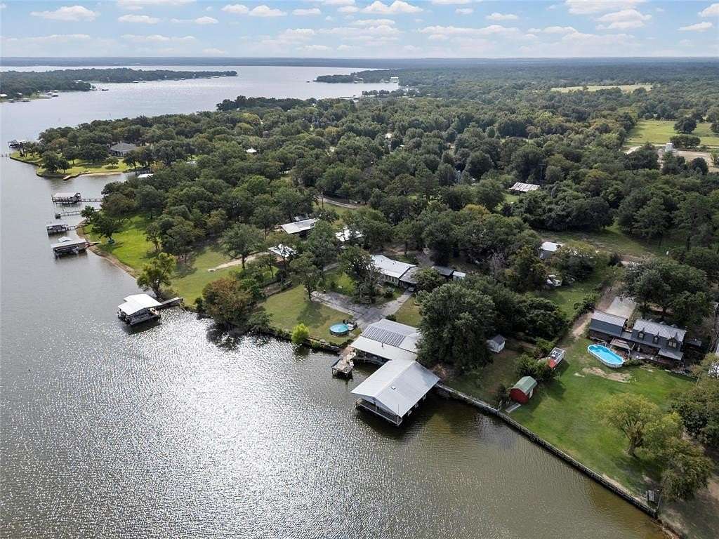 2.1 Acres of Residential Land with Home for Sale in Thornton, Texas